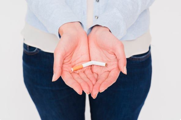 Önce sigarayı mı bırakmalıyım yoksa kilo mu vermeliyim? 2 Önce sigarayı mı bırakmalıyım, yoksa kilo mu vermeliyim?