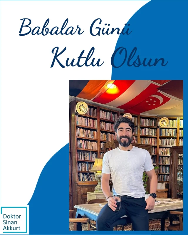 👨‍⚕️👨‍👧‍👦 Babalar Günü Kutlu Olsun
Hayatımızı ilk defa ellerine aldığında kalbimizi en derinden hisseden, her daim güçlü duruşuyla örnek olan tüm babaların Babalar Günü kutlu olsun.
Hastanede bir baba, evde bir evlat veya baba olan meslektaşlarım…
Sevginiz, emeğiniz, sabrınız her şeyin en kıymetlisi.
İyi ki varsınız, iyi ki babasınız. 💙
#BabalarGünü #DoktorHayatı #SağlıklaKalın #BabaOlmak #babalargünü2025